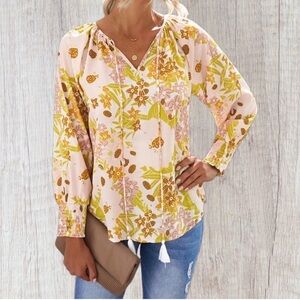 NWT floral Lightweight Boho Tassle Tie Peasant Top / Medium